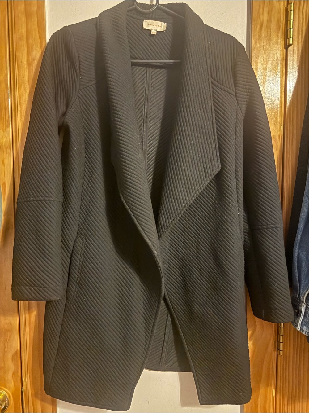Women's Black Textured Open-Front Coat
